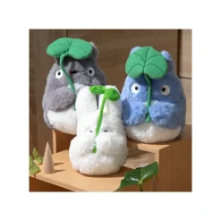 Peluche Nakayoshi Totoro Bleu avec feuille - Mon Voisin Totoro